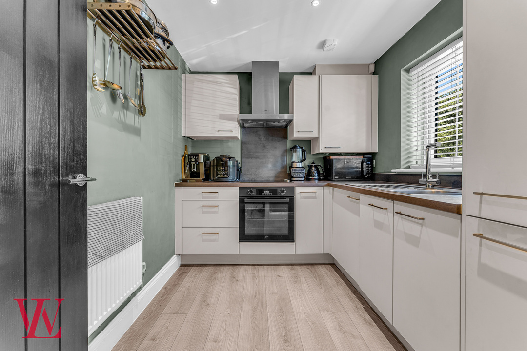 3 bed semi-detached house for sale in Carlton Way, Bishop's Stortford, Hertfordshire 7