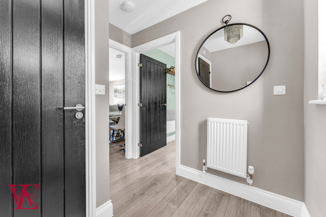 3 bed semi-detached house for sale in Carlton Way, Bishop's Stortford, Hertfordshire  - Property Image 10
