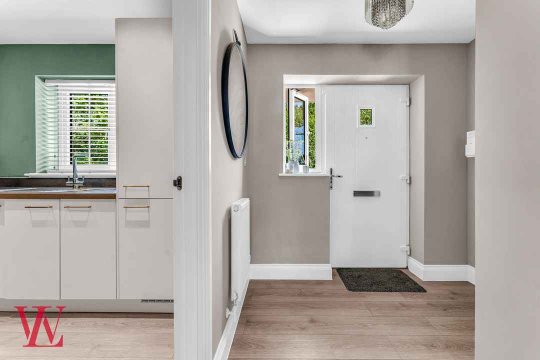 3 bed semi-detached house for sale in Carlton Way, Bishop's Stortford, Hertfordshire 10