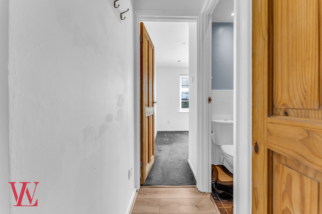 1 bed apartment for sale in Bakers Court, Hockerill Street, Bishop's Stortford, Hertfordshire 6