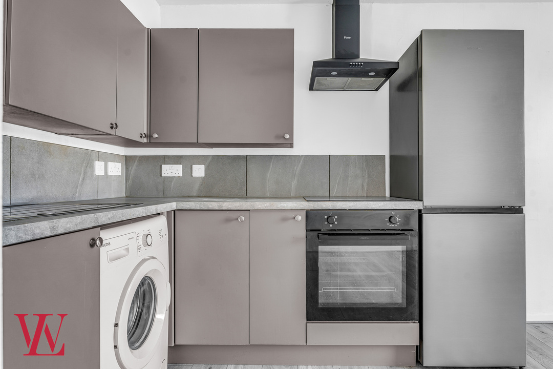 1 bed apartment for sale in Bakers Court, Hockerill Street, Bishop's Stortford, Hertfordshire  - Property Image 4