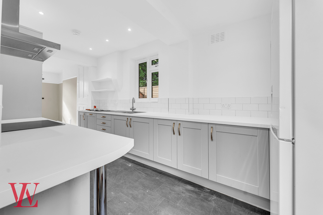 4 bed detached house to rent in Stansted Road, Bishop's Stortford, Hertfordshire  - Property Image 9