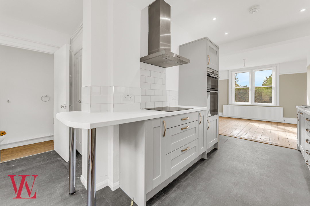 4 bed detached house to rent in Stansted Road, Bishop's Stortford, Hertfordshire  - Property Image 10