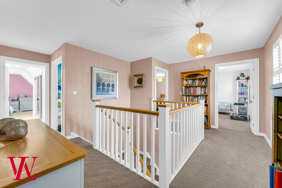 5 bed detached house for sale in Burgattes Road, Little Canfield, Dunmow, Essex 10