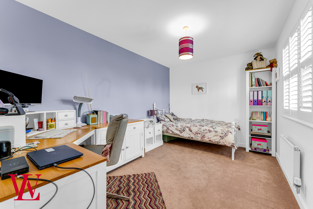 5 bed detached house for sale in Burgattes Road, Little Canfield, Dunmow, Essex  - Property Image 20