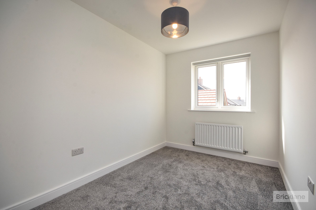 4 bed detached house to rent in Little Clobbs Mead, Little Dunmow, Dunmow, Essex  - Property Image 8