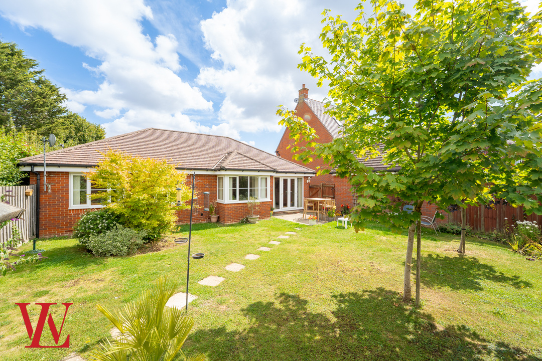 3 bed bungalow for sale in Speller Way, Little Canfield, Dunmow, Essex  - Property Image 1