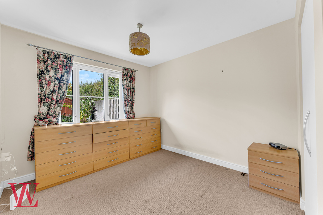 3 bed bungalow for sale in Speller Way, Little Canfield, Dunmow, Essex  - Property Image 14