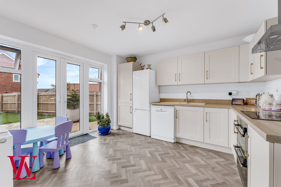 3 bed semi-detached house for sale in Bluebell Walk, Elsenham, Bishop's Stortford, Essex 4