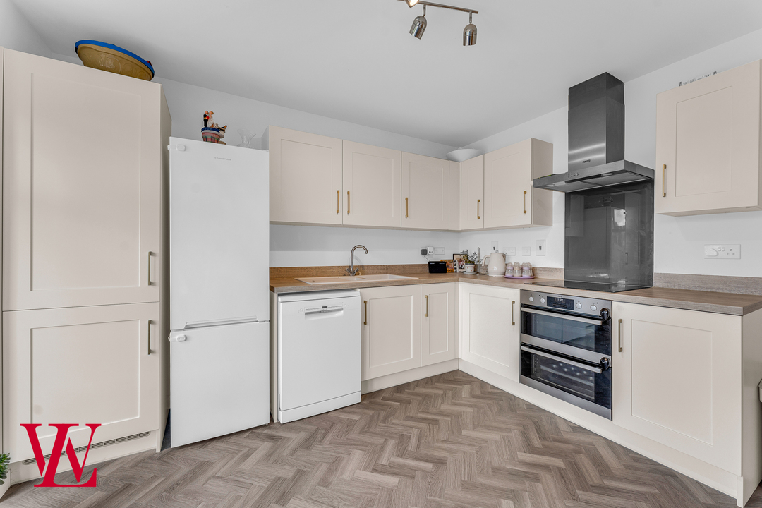 3 bed semi-detached house for sale in Bluebell Walk, Elsenham, Bishop's Stortford, Essex 3