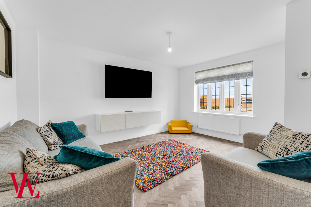 3 bed semi-detached house for sale in Bluebell Walk, Elsenham, Bishop's Stortford, Essex 1