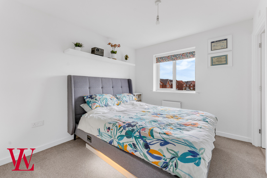 3 bed semi-detached house for sale in Bluebell Walk, Elsenham, Bishop's Stortford, Essex 7