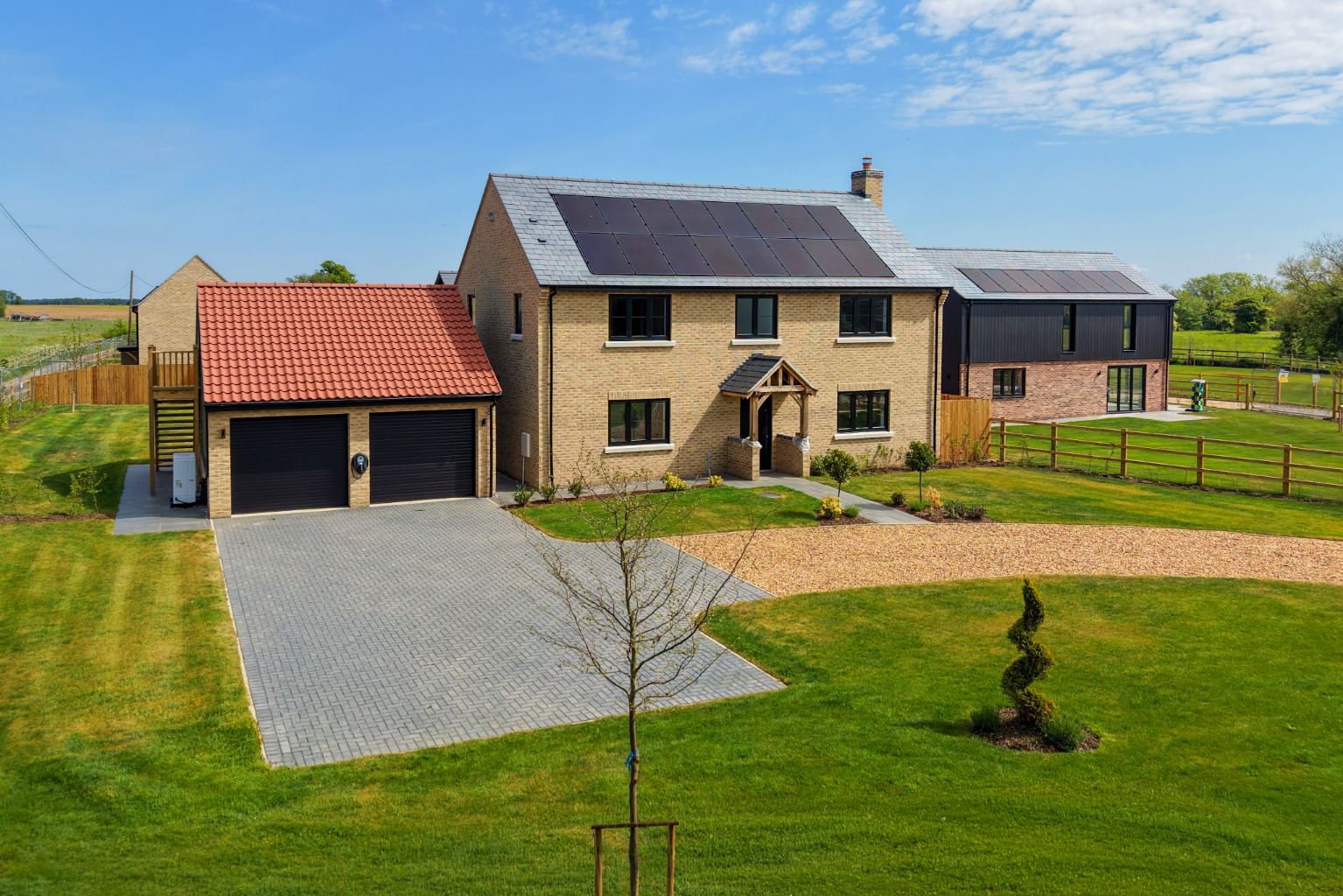 5 Bed Detached House For Sale In Plot One, Washingley Farm, Green End, Great Stukeley, Cambridgeshire, Huntingdon, PE28