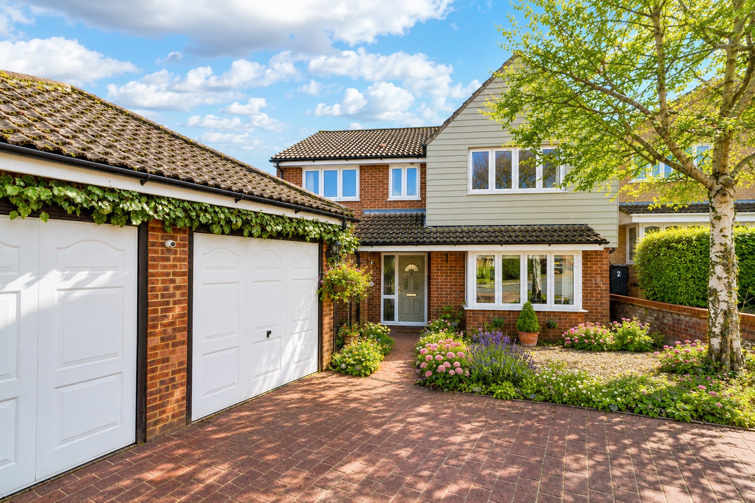 4 Bed Detached House For Sale In Furze Grove, Royston