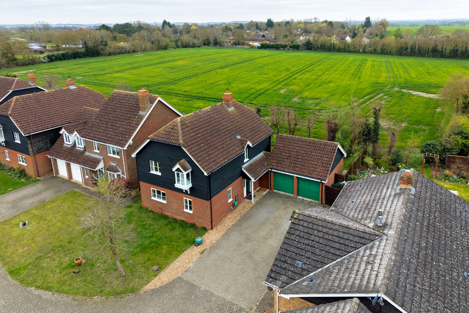 4 Bed Detached House For Sale In Thompsons Meadow, Guilden Morden