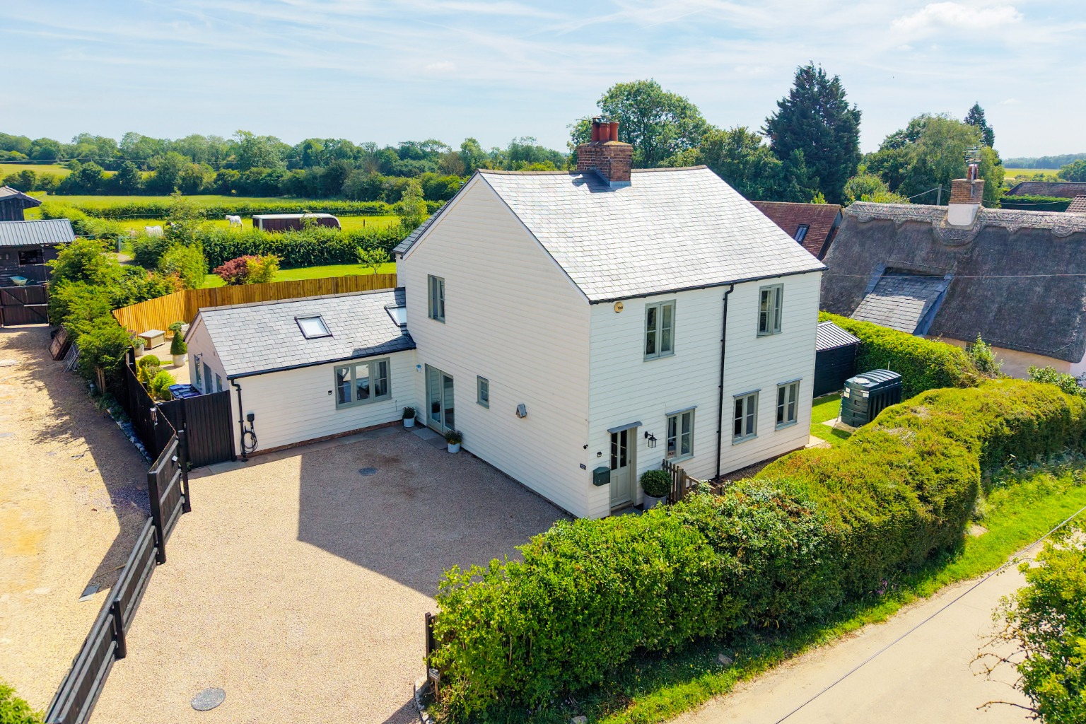 4 Bed Detached House For Sale In The Street, Kelshall., SG8 9SQ