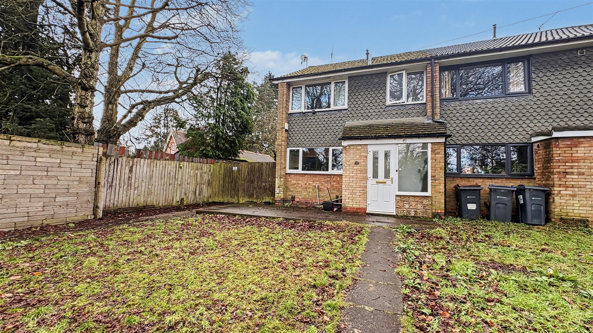 April Croft 3 bed end of terrace house for sale in April Croft, Birmingham, B13 ...