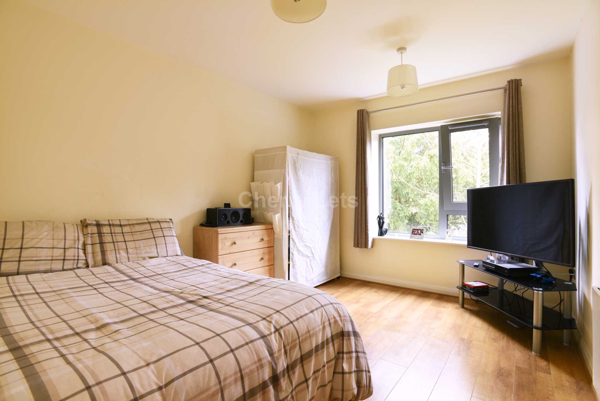 2 bed flat to rent in Hightown Gardens, Banbury, OX16 5