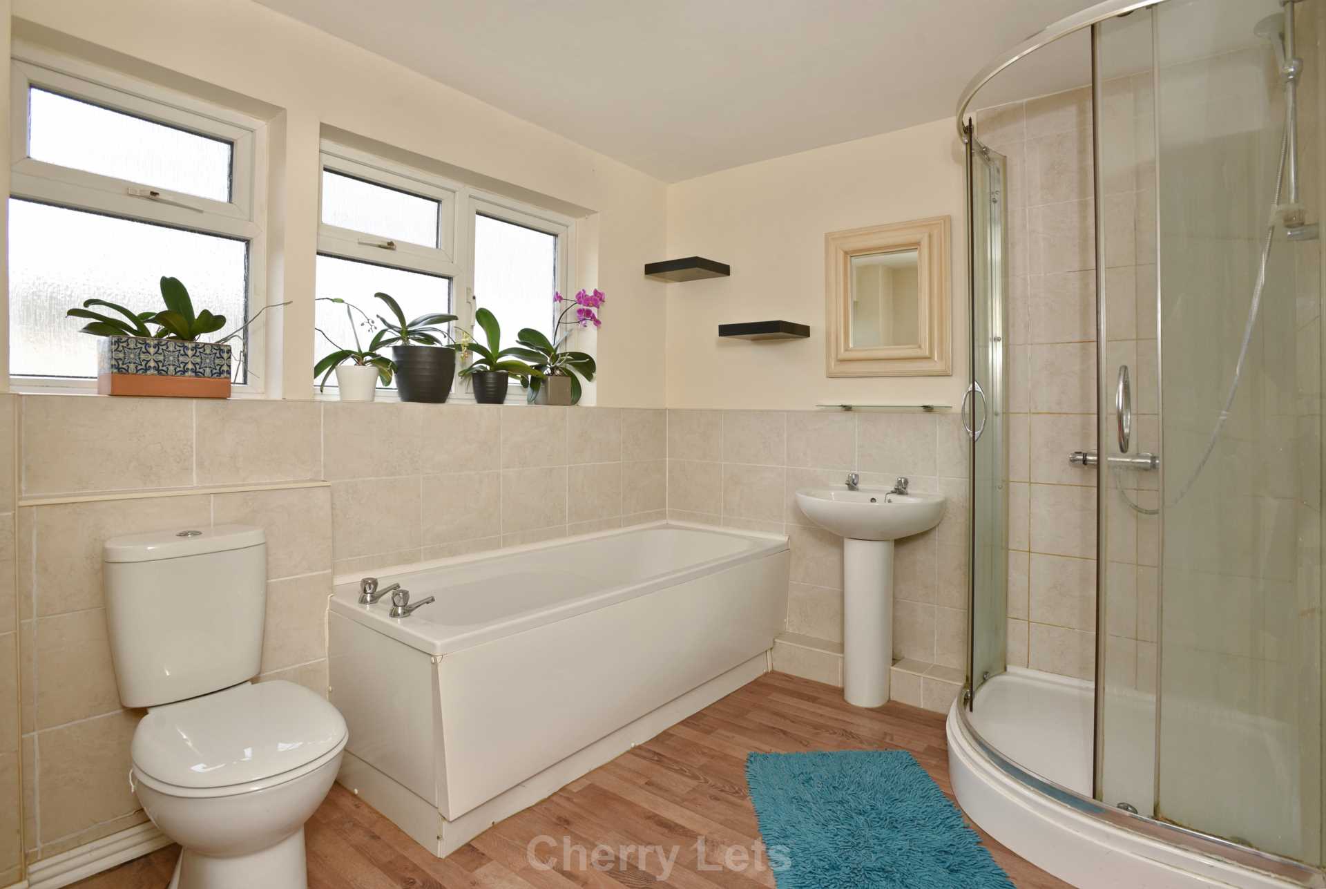 3 bed semi-detached house to rent in Mascord Close, Banbury, OX16 8