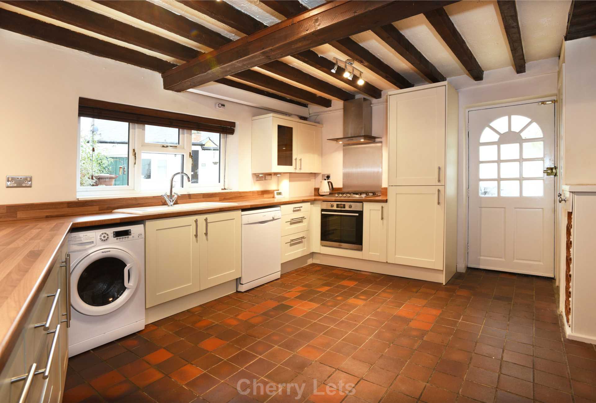 2 bed cottage to rent in Market Place, Deddington, OX15 3