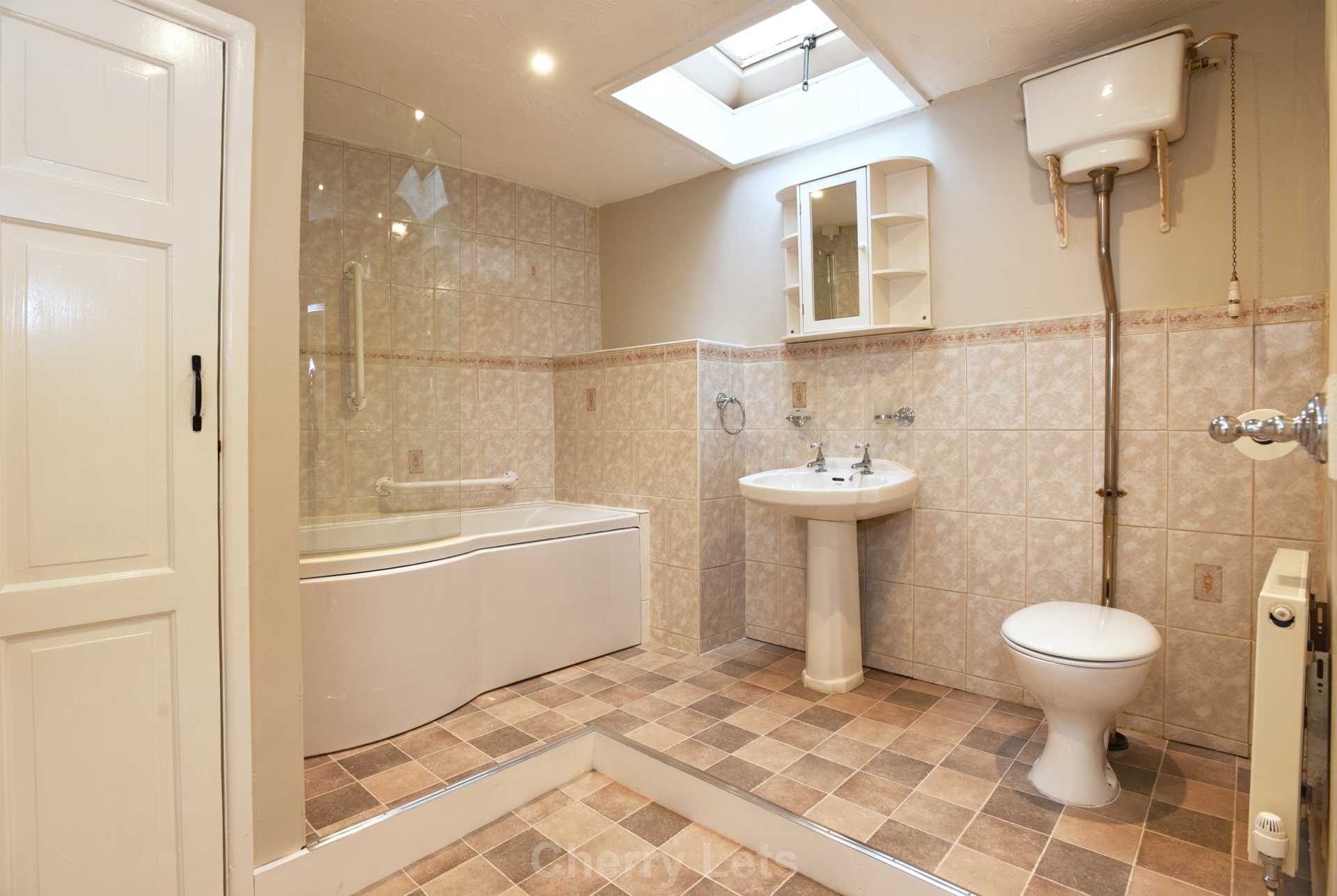 2 bed cottage to rent in Market Place, Deddington, OX15 8