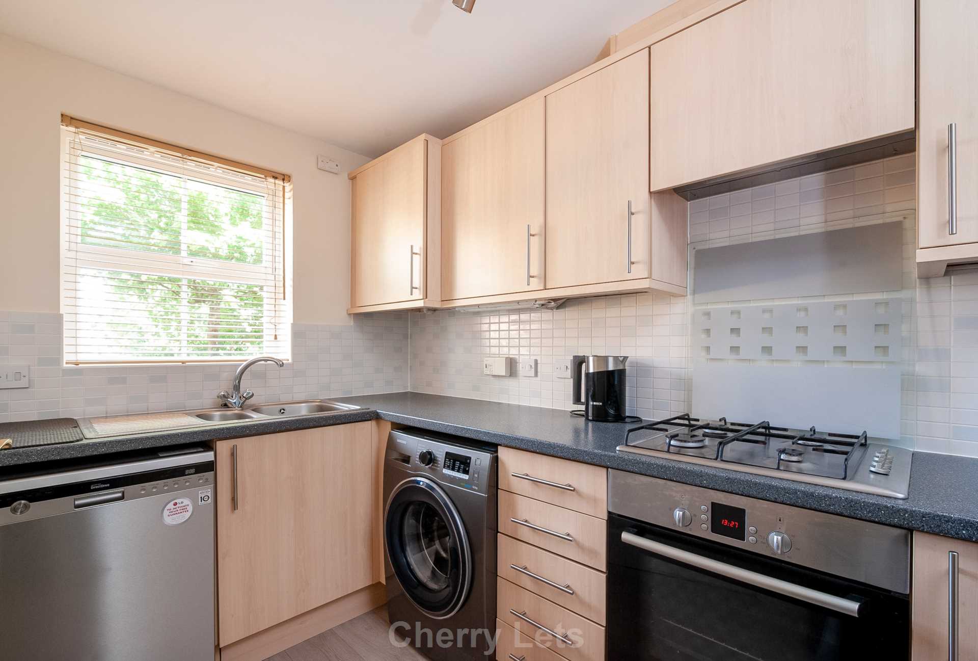 3 bed town house to rent in Lapsley Drive, Hanwell Fields, Banbury, OX16 2
