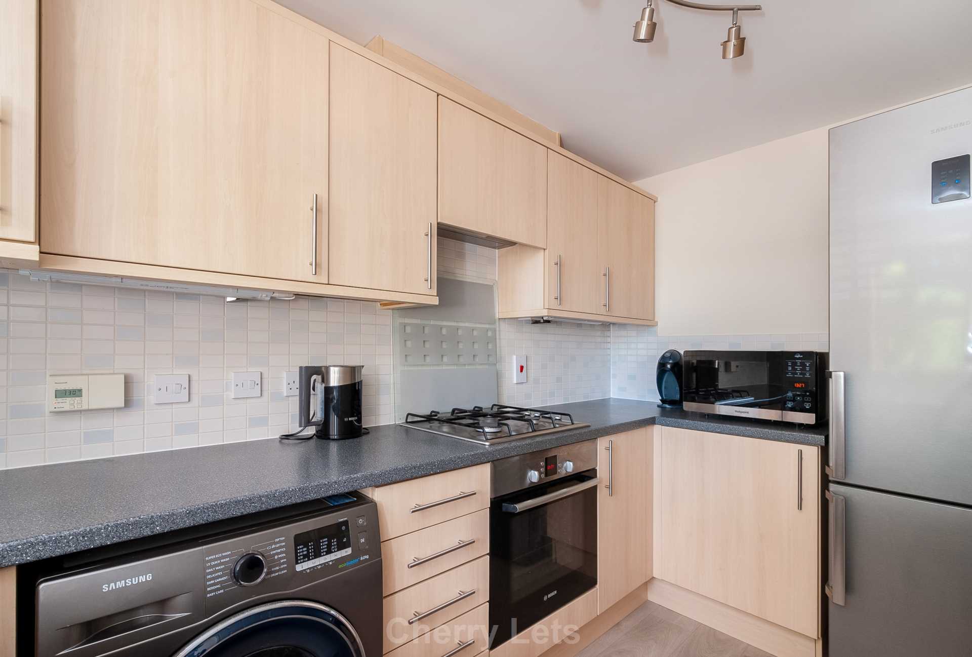 3 bed town house to rent in Lapsley Drive, Hanwell Fields, Banbury, OX16  - Property Image 4