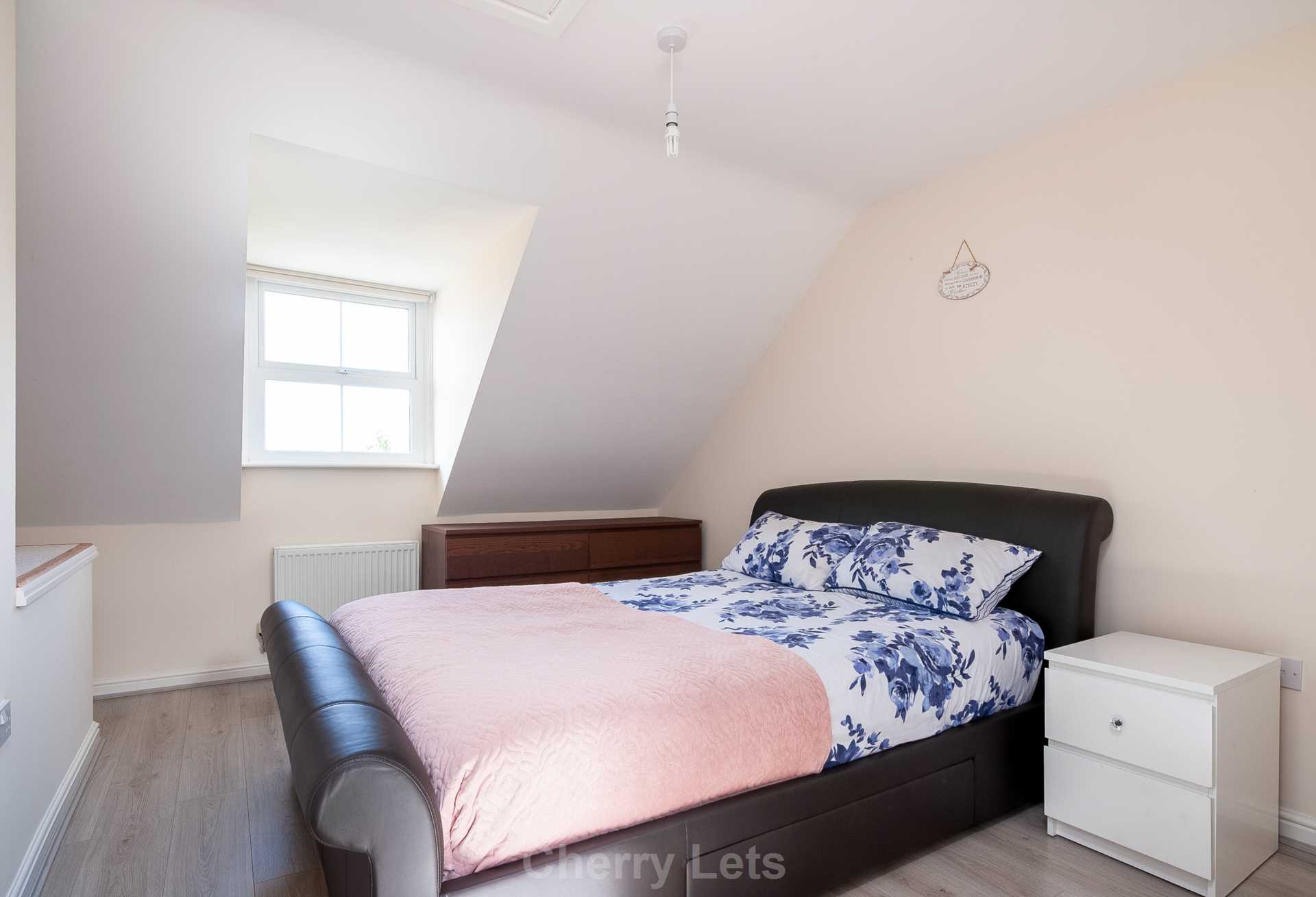 3 bed town house to rent in Lapsley Drive, Hanwell Fields, Banbury, OX16 10