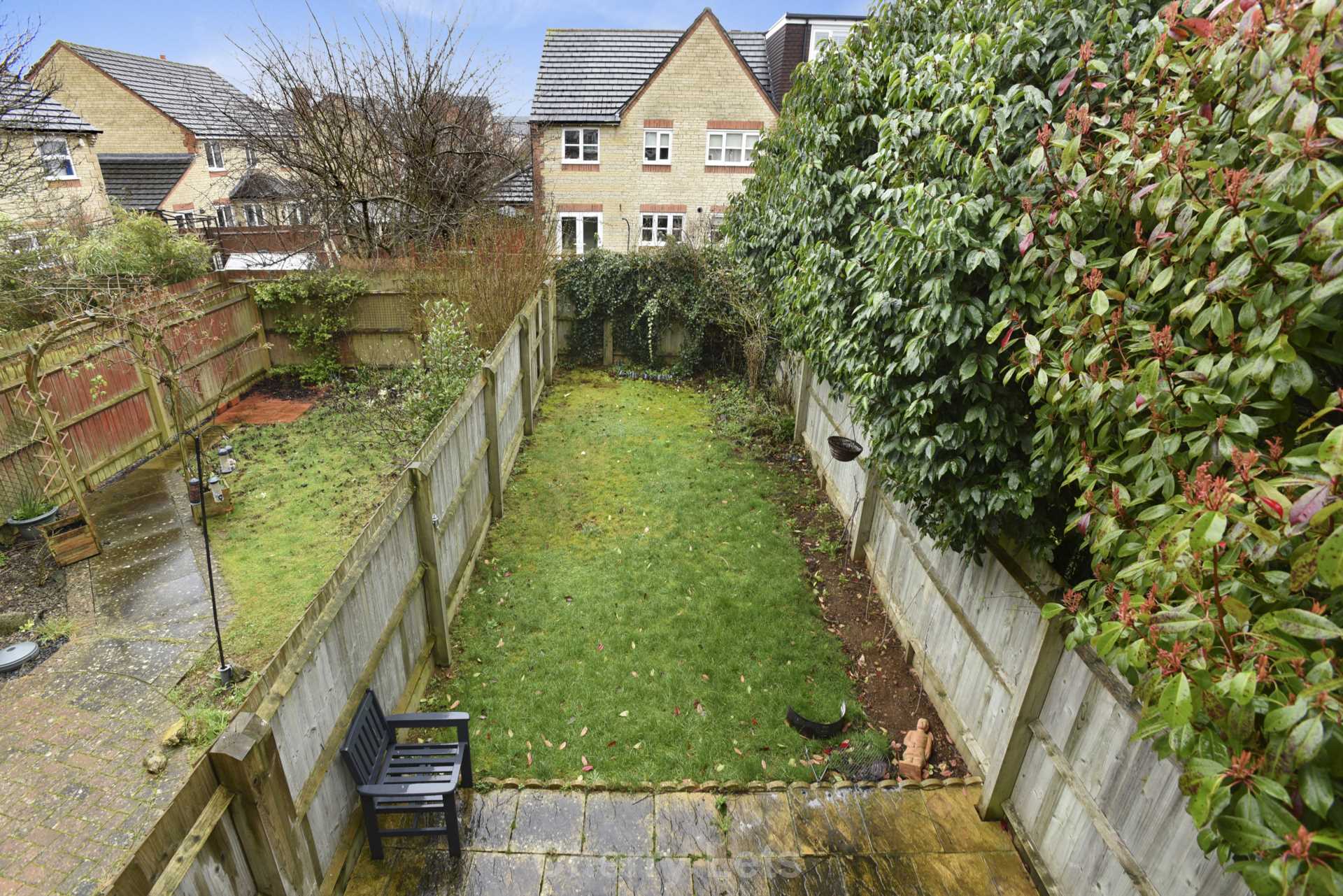 2 bed terraced house to rent in Campion Place, Bure Park, OX26 7