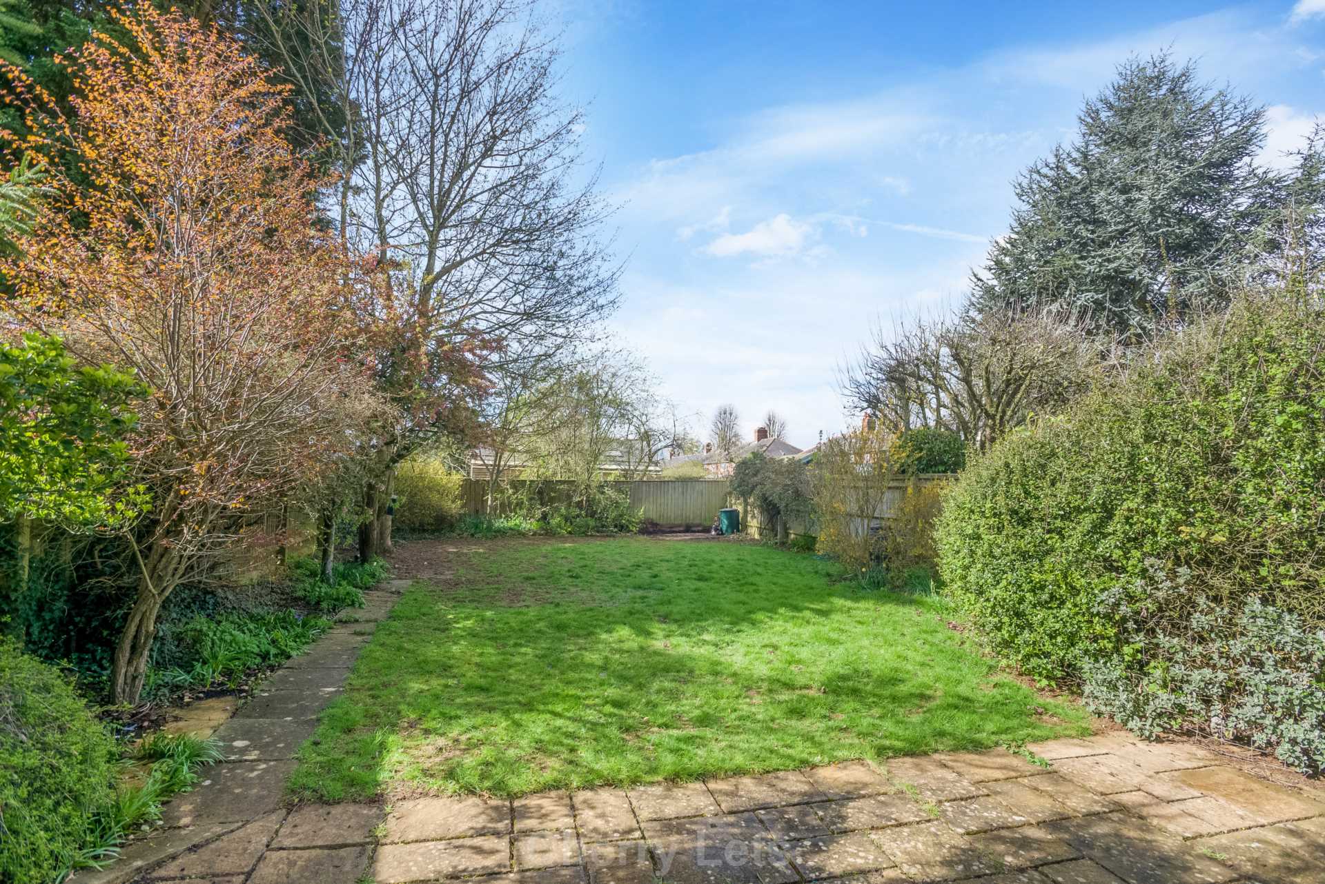 3 bed semi-detached house to rent in Oxford Road, Banbury, OX16 17