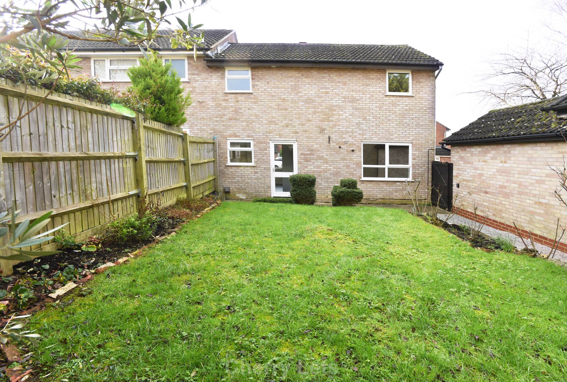 3 bed semi-detached house to rent in Blencowe Drive Brackley, NN13 10