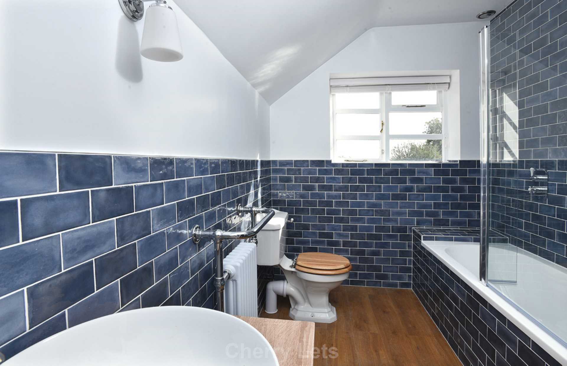 3 bed cottage to rent in St Thomas Street, Deddington, OX15 10