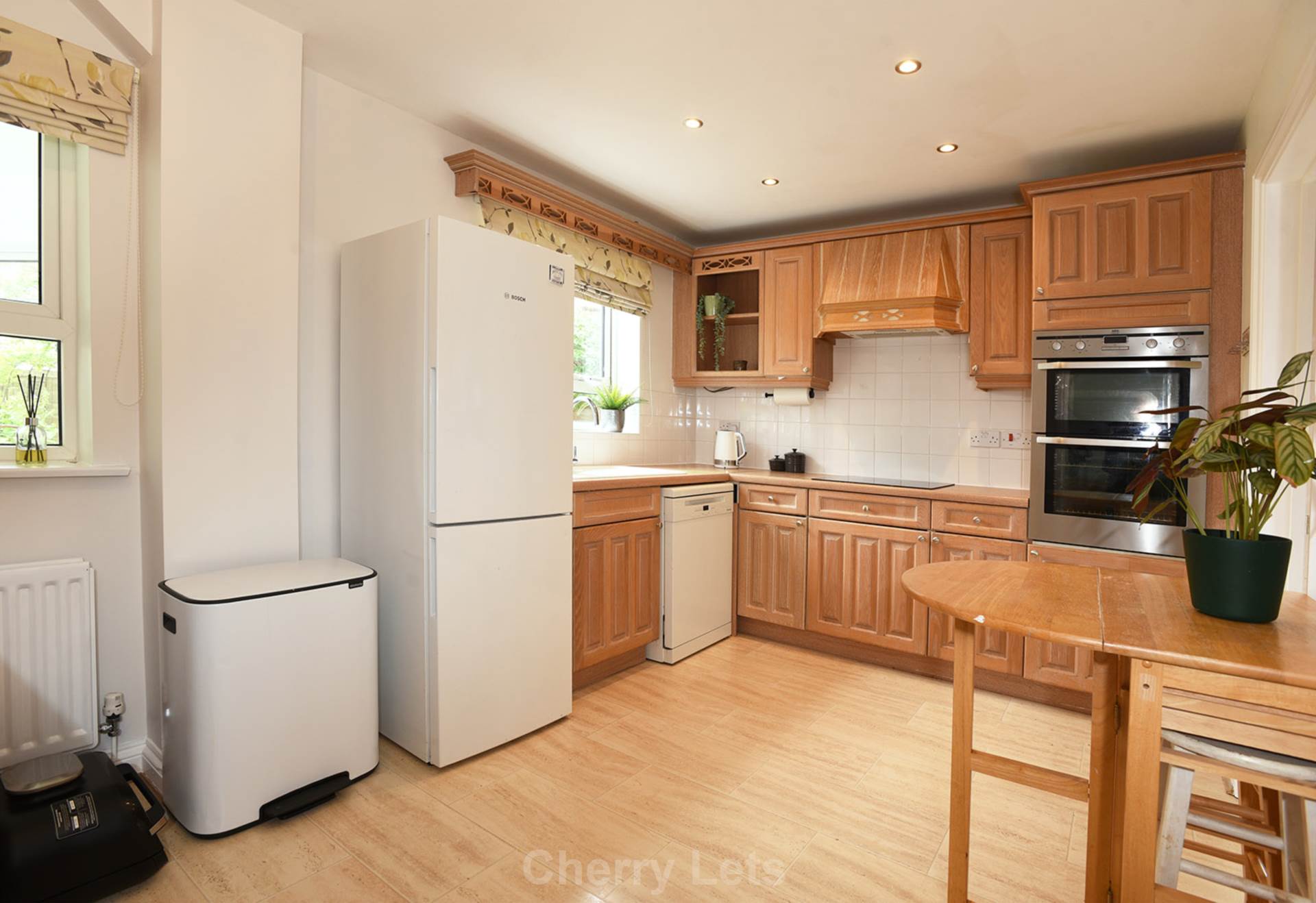 4 bed detached house to rent in Gaveston Gardens, Deddington, OX15  - Property Image 6