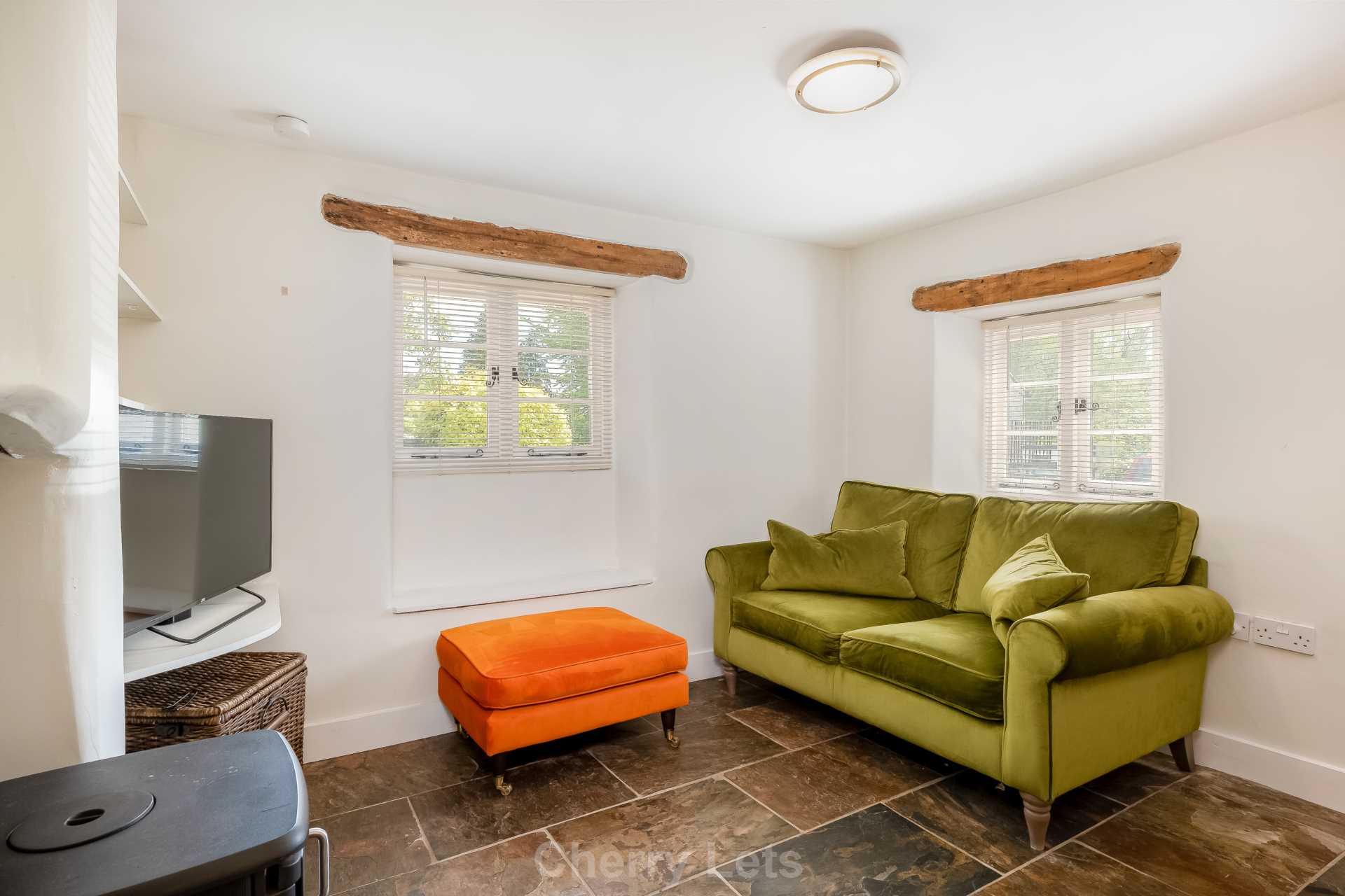 2 bed detached house to rent in North Side, Steeple Aston, OX25  - Property Image 4