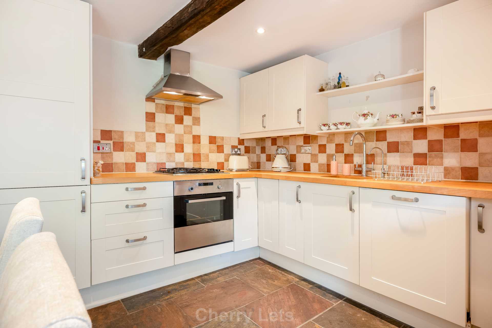 2 bed detached house to rent in North Side, Steeple Aston, OX25  - Property Image 5