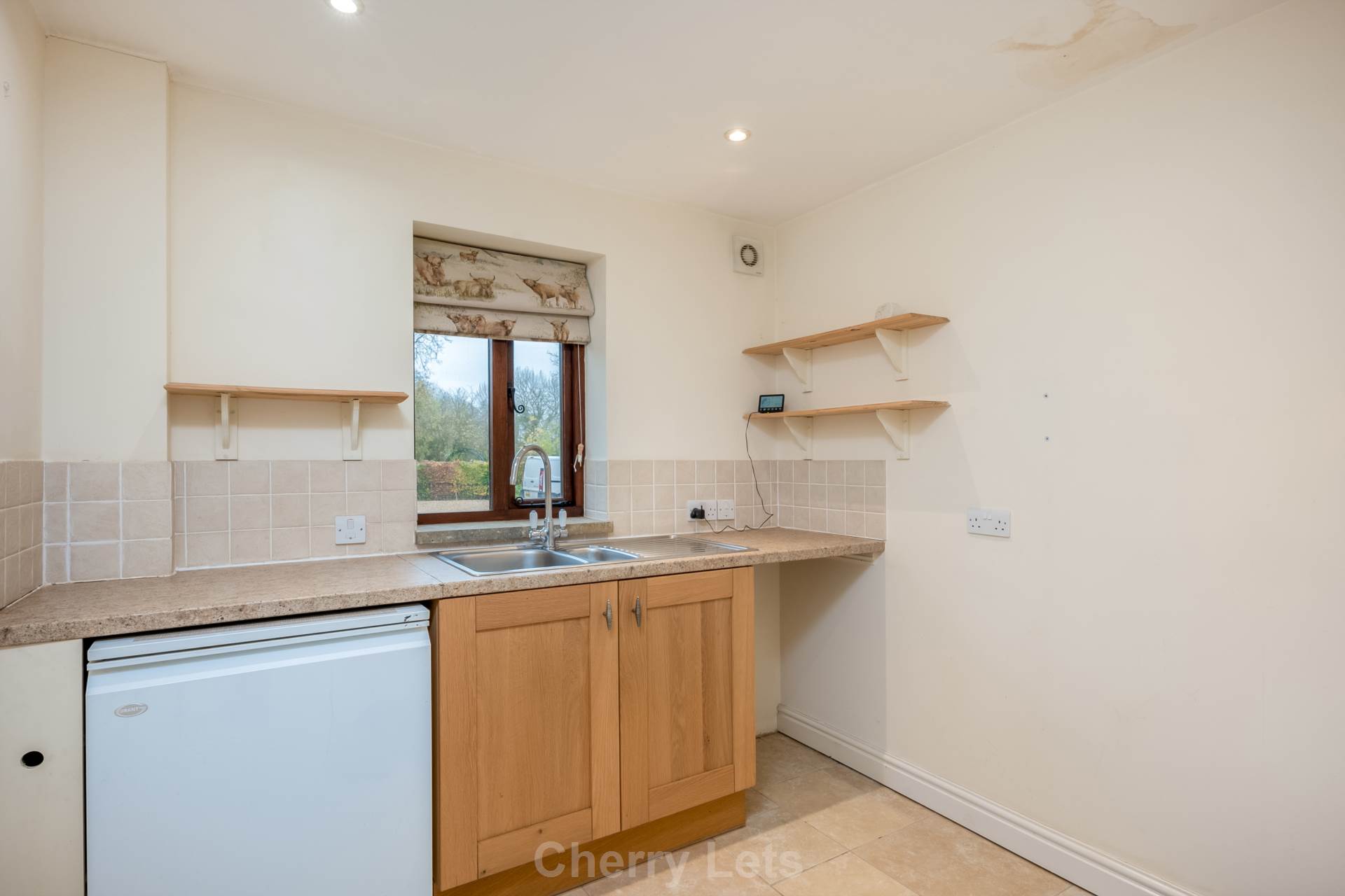 3 bed detached house to rent in Creampot Lane, Cropredy, OX17 6