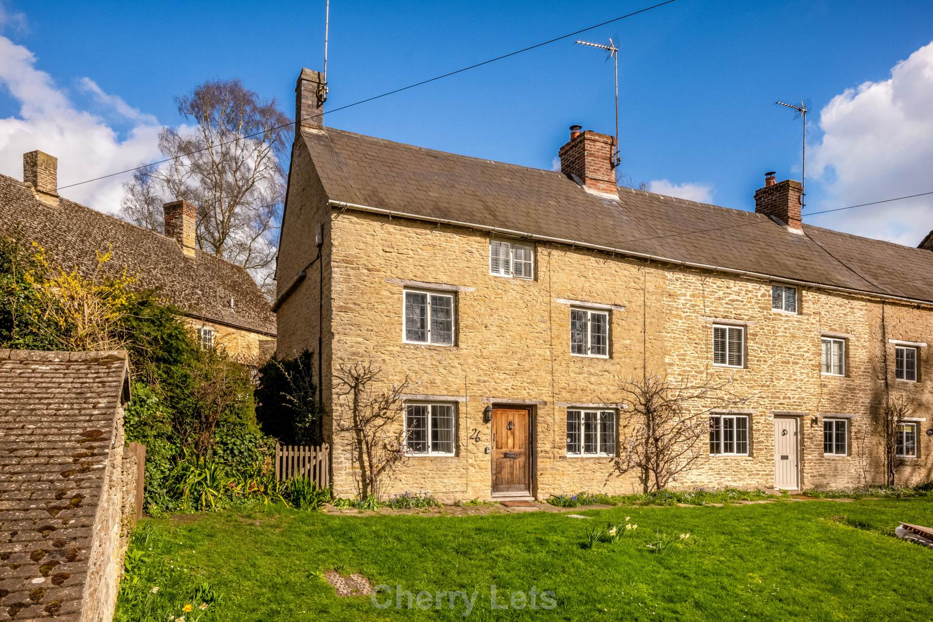 3 bed cottage to rent in Roundtown, Aynho, OX17 - Property Image 1