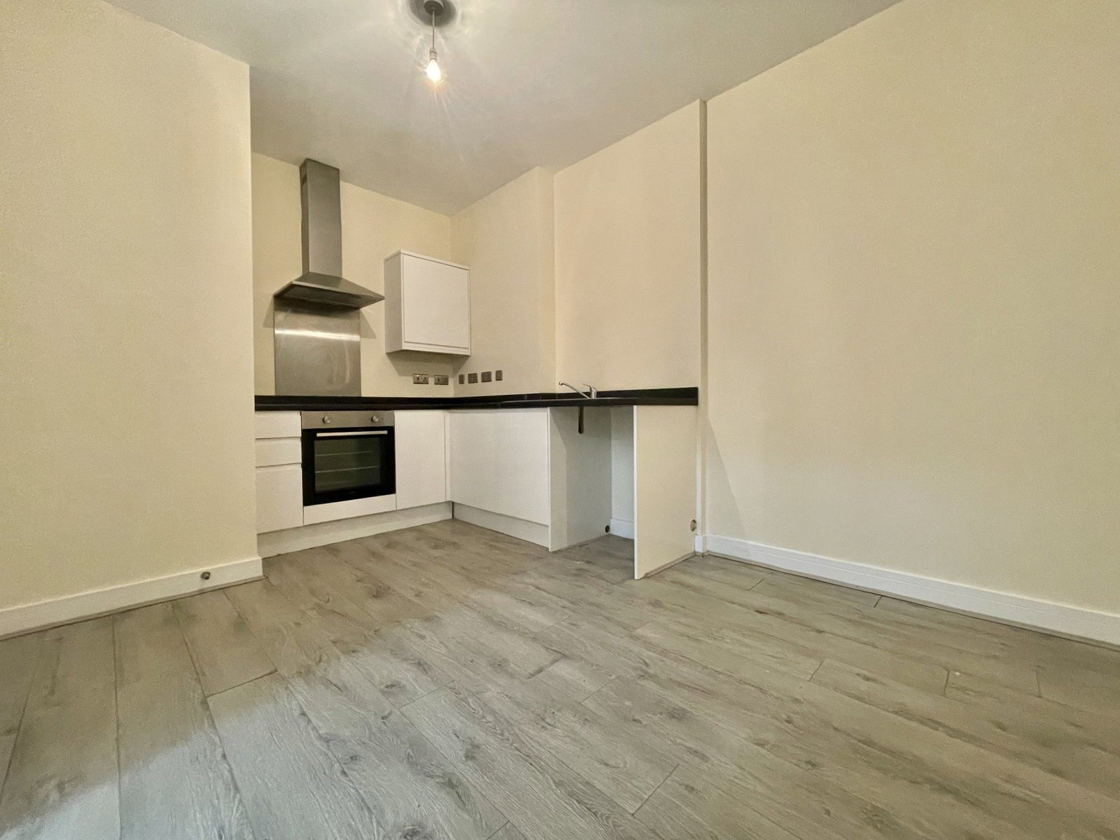 1 bed flat to rent in Ufton Lane, Sittingbourne, ME10 1JA  - Property Image 4