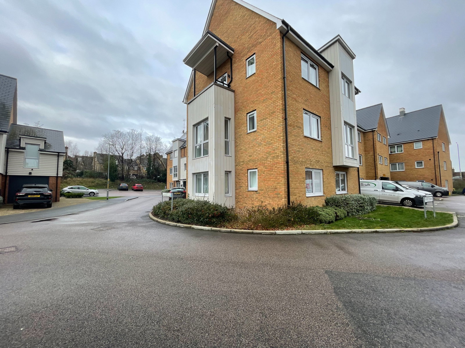 2 bed flat to rent in Russet Walk, Greenhithe, DA9 9WY 9