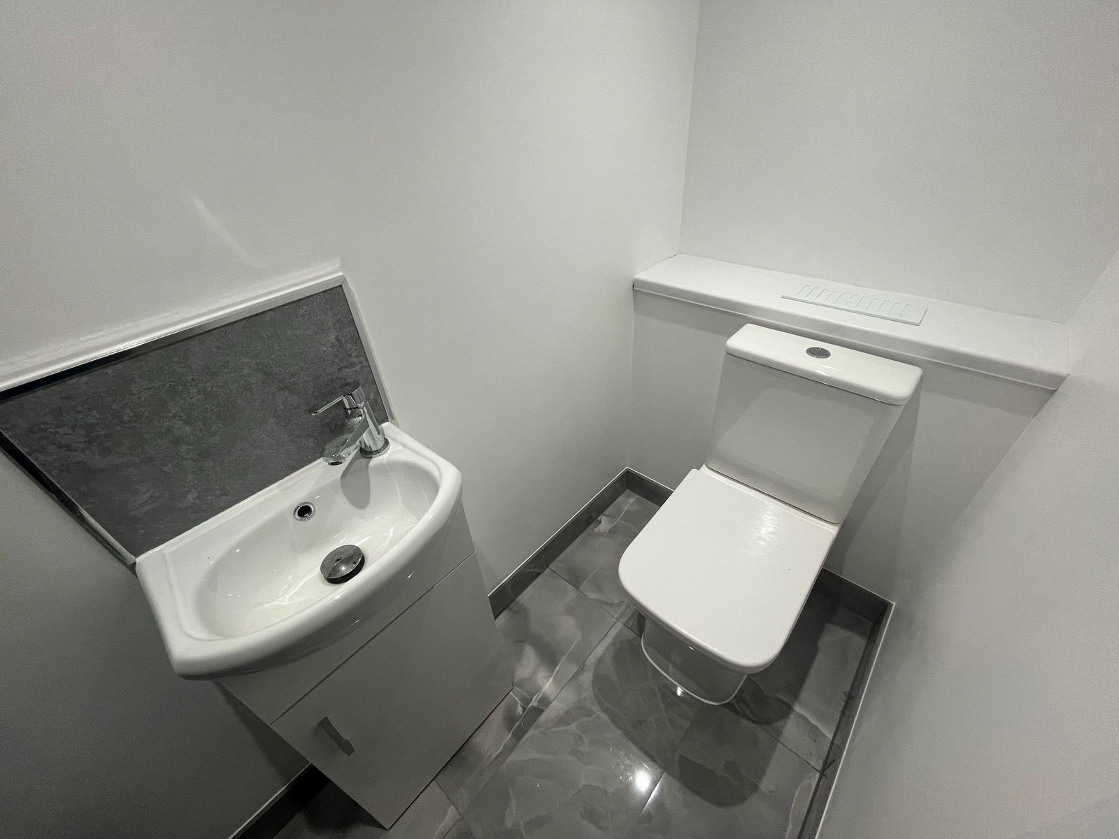 2 bed flat to rent in Darnley Street, Gravesend, DA11 0PJ  - Property Image 5