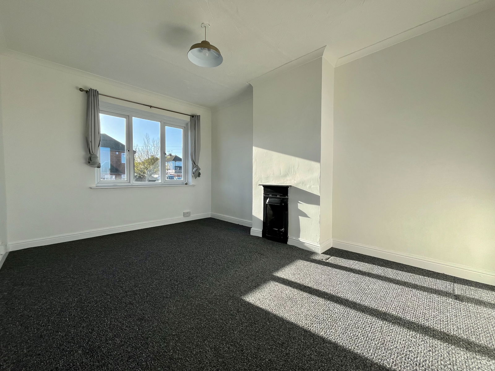 3 bed semi-detached house to rent in Cedar Road, Rochester, ME2 2JR 9