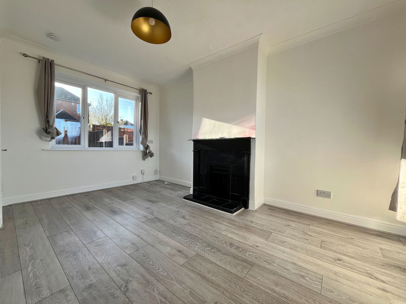 3 bed semi-detached house to rent in Cedar Road, Rochester, ME2 2JR 3