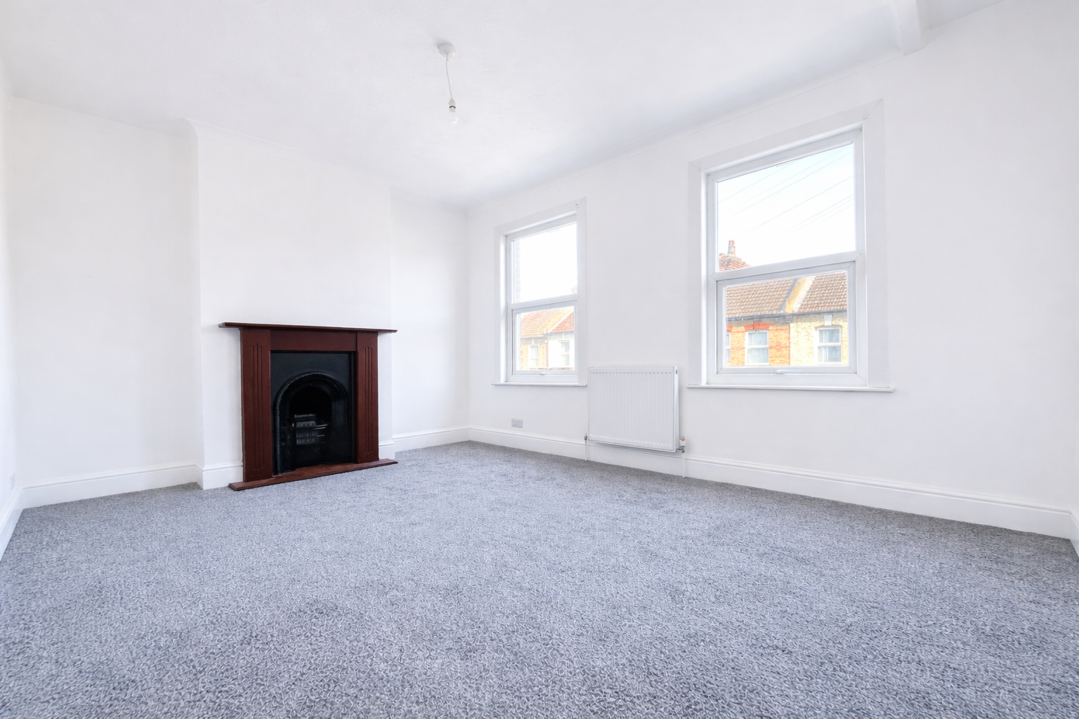 3 bed terraced house to rent in Salisbury Road, Gravesend, DA11 7DE 9