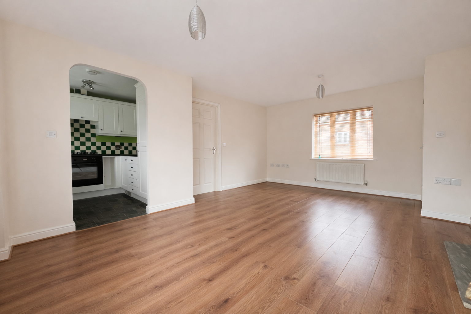 2 bed house to rent in Bluebell Drive, Sittingbourne, ME10 4EN  - Property Image 3