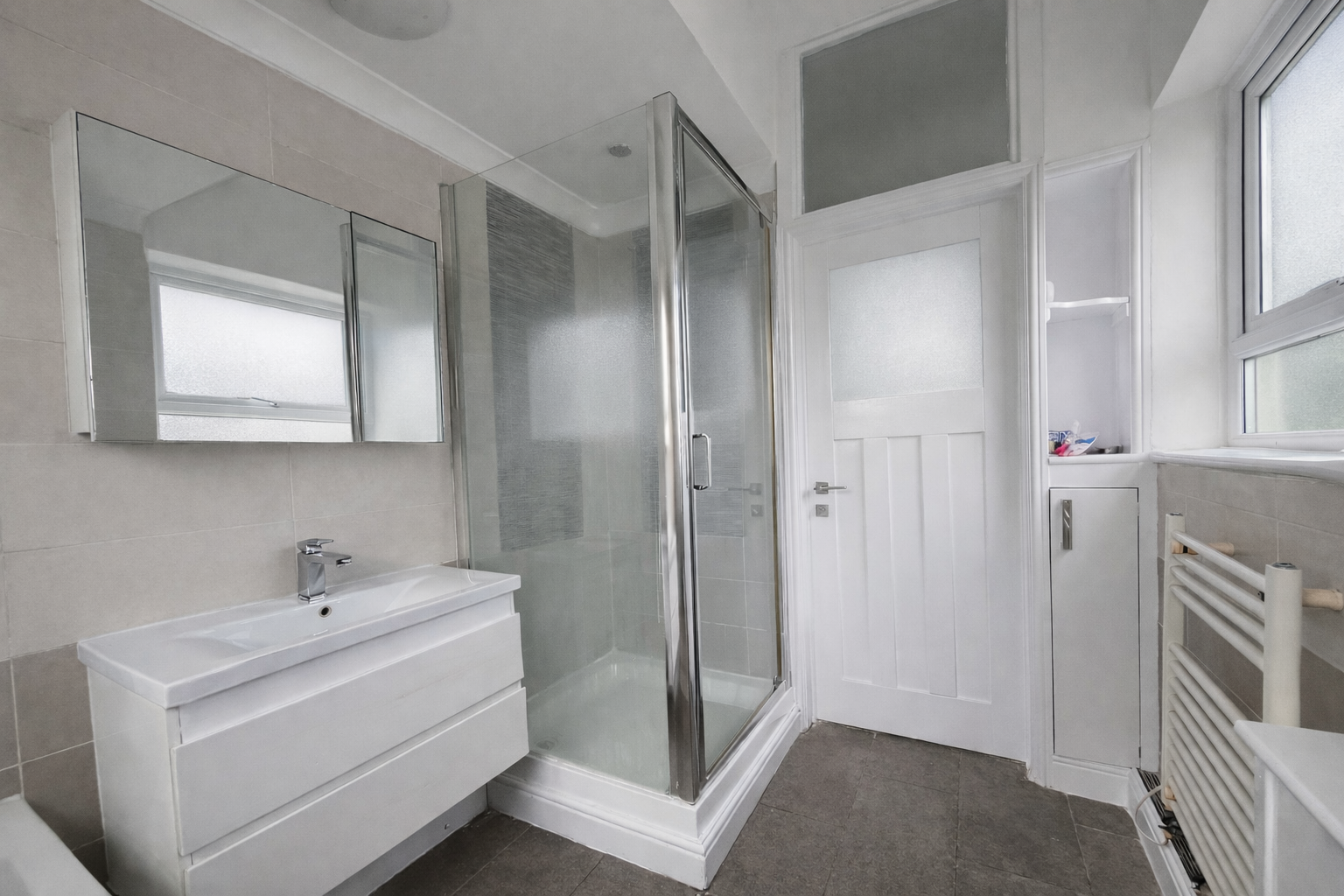 2 bed terraced house to rent in Wellington Street, Gravesend, DA12 1JQ 5
