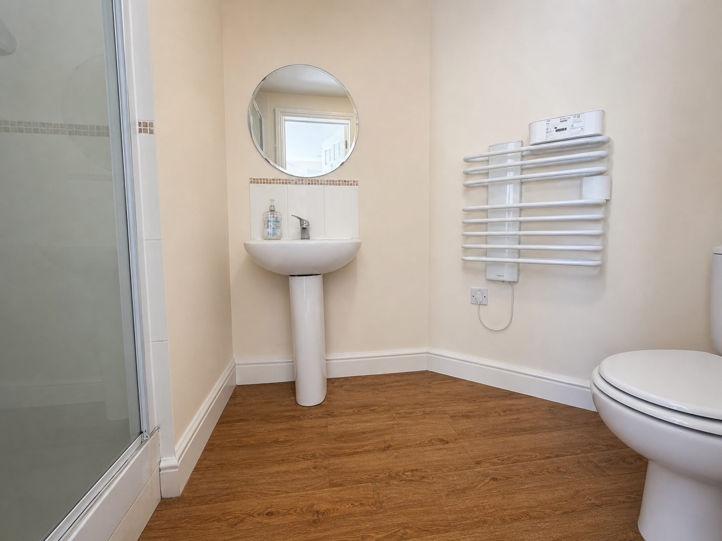 2 bed flat to rent in Stuart Road, Gravesend, DA11 0DT 5
