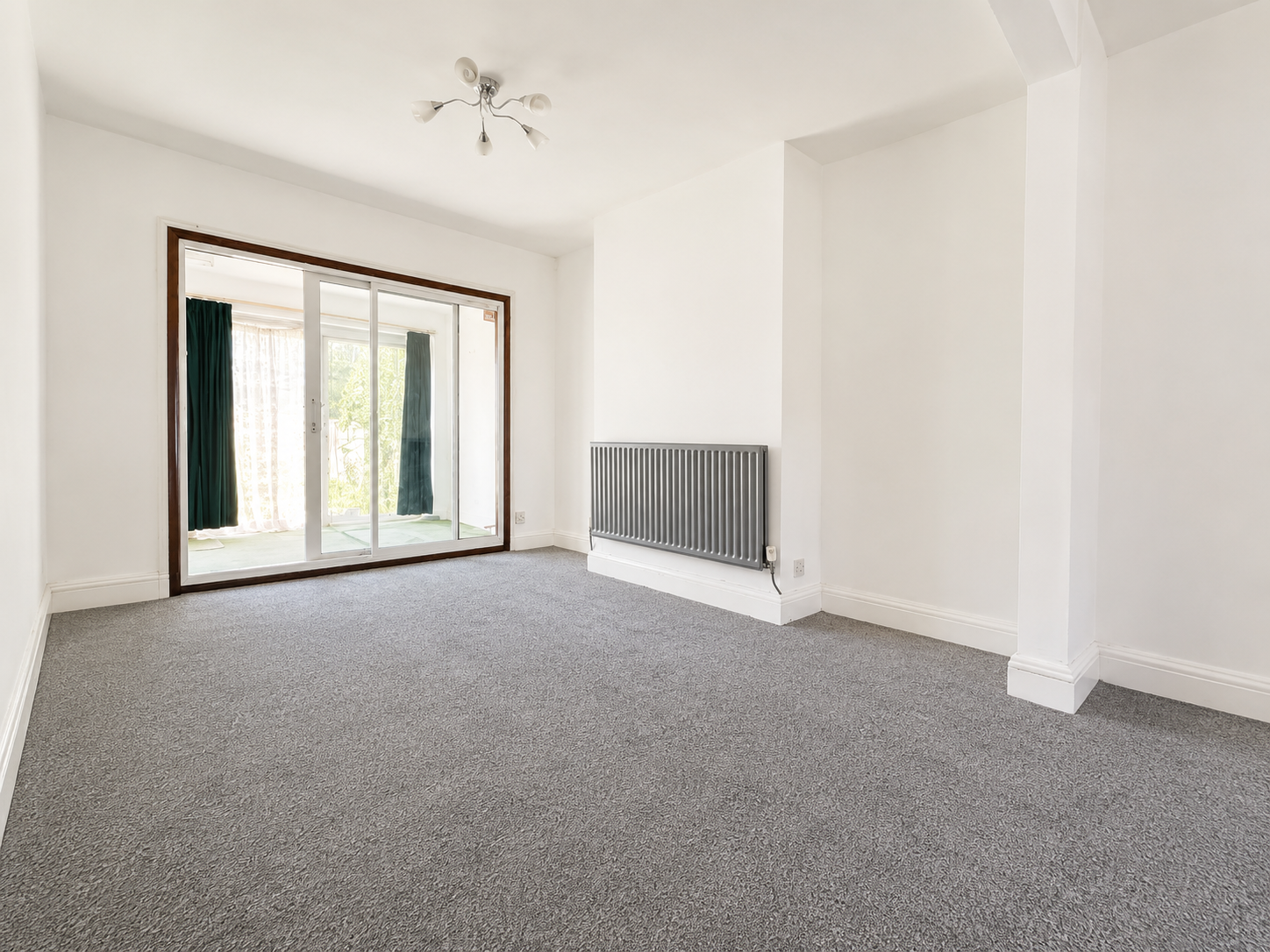 3 bed terraced house to rent in Hillingdon Road, Gravesend, DA11 7LQ 2