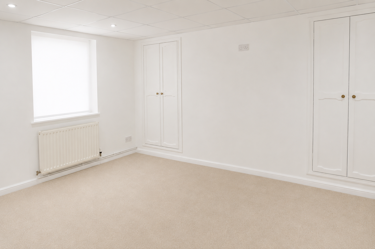 2 bed maisonette to rent in Milton Place, Gravesend, DA12 2BT 5