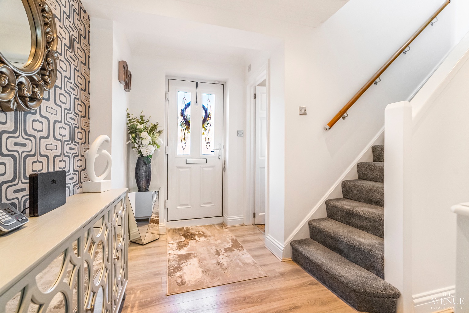 3 bed terraced house for sale in Hogarth Road, Stifford Clays 9