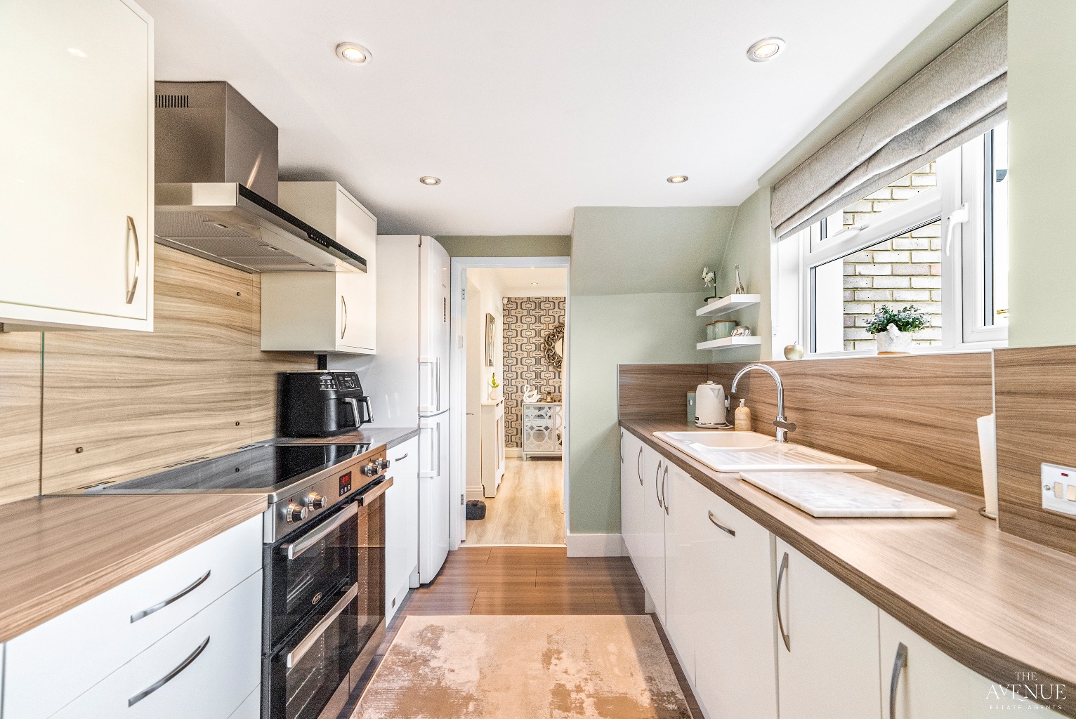 3 bed terraced house for sale in Hogarth Road, Stifford Clays 1